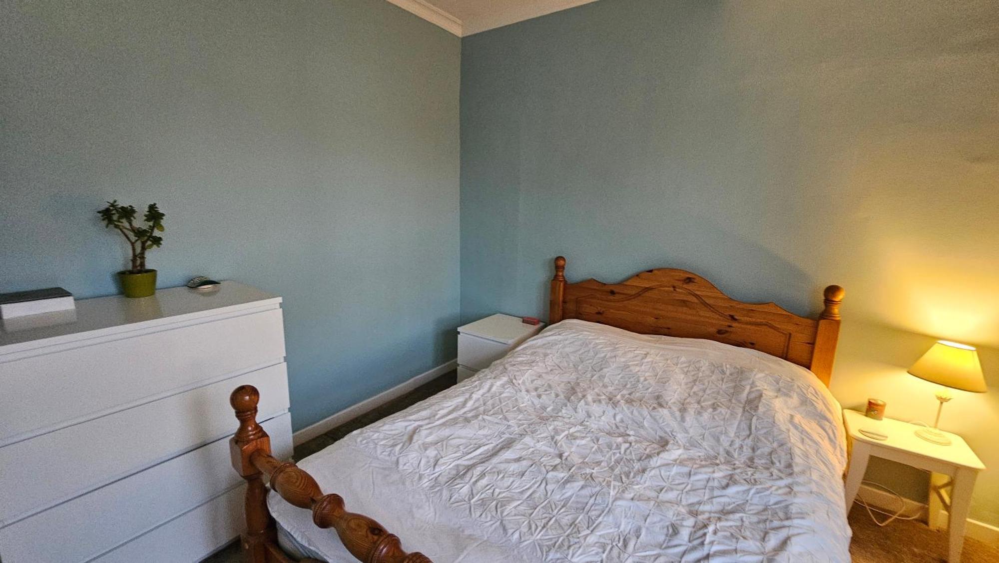 Double In Prestonfield Flat *
